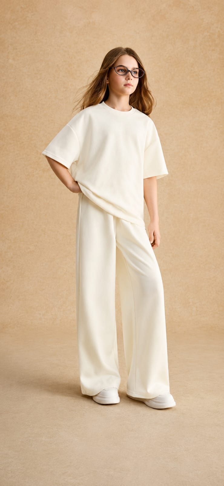 Korean  style  off white